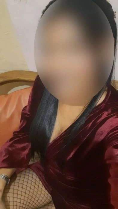 Valeria — 2 / 8