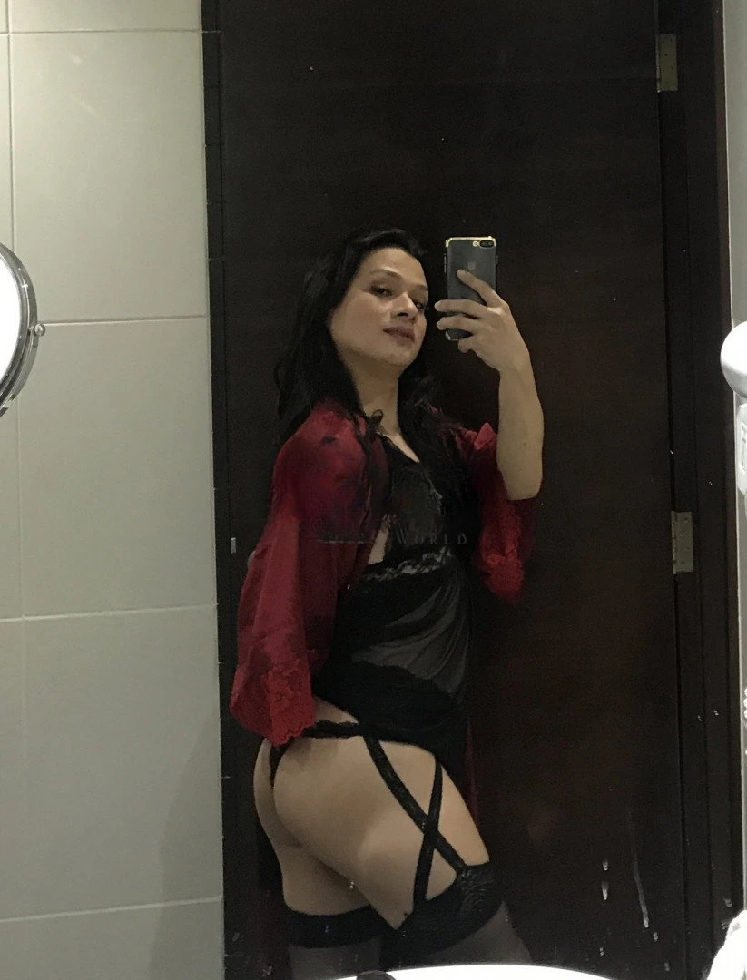 Joy Love — 2 / 8