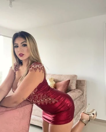 Valentina Quinteroo — 11 / 12