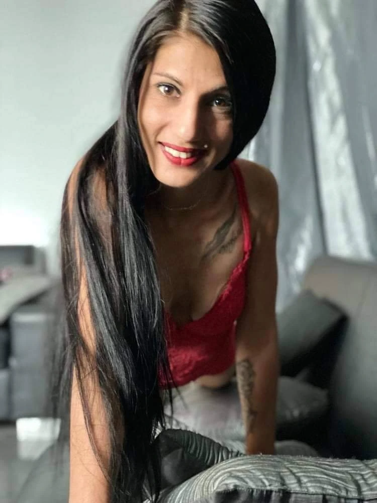 Lola Neu — 5 / 6