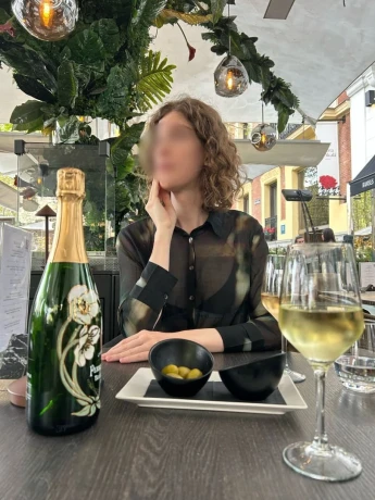 Noa Spanish — 6 / 12