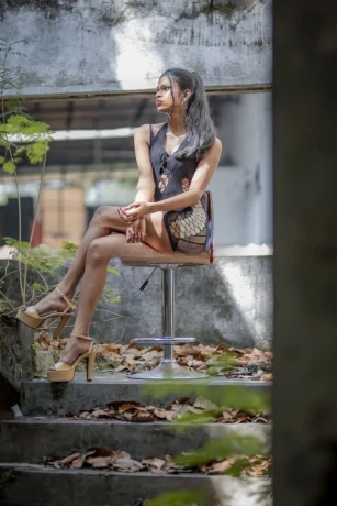 Mistress Barbie Tara — 7 / 12