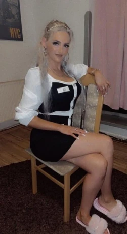 Ana Escort Partygirl 18 — 3 / 6