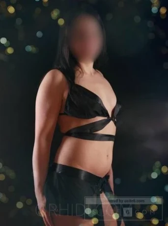 Sweet Gina — 1 / 5