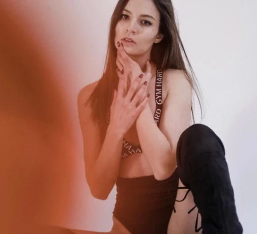 Gallen Tantra Amira St Gallen — 1 / 3