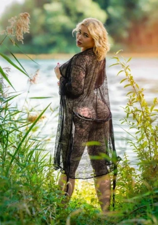 Tina - Rassig & Geil! — 5 / 9