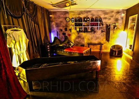 Heaven&Hell Domina Erotikhaus — 8 / 23