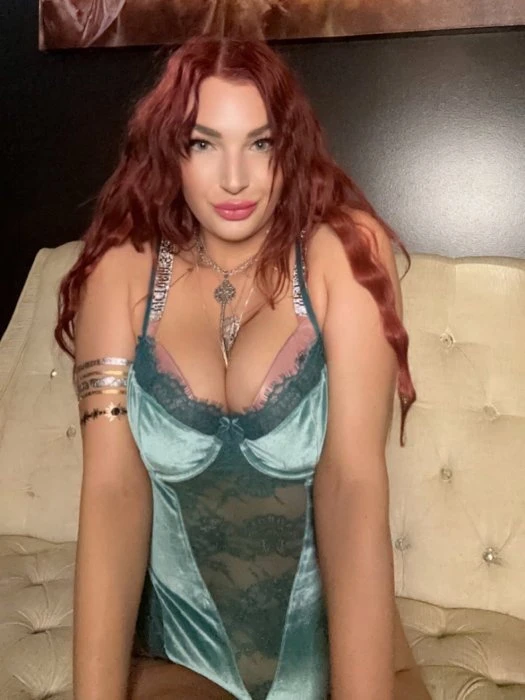 Ariel Skyy — 4 / 8