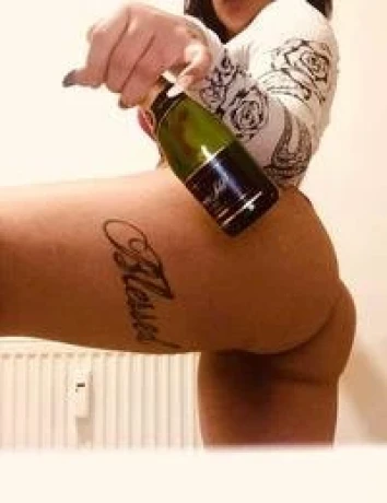 Laura Aus Tschechien — 1 / 4