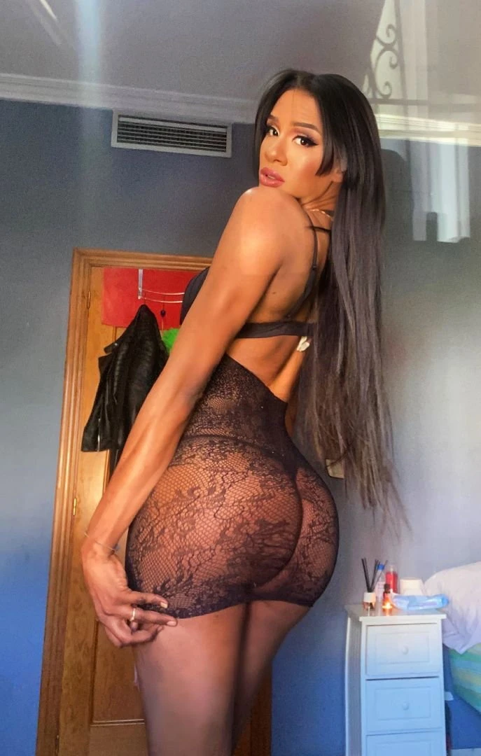 Dayana Mendoza — 7 / 12