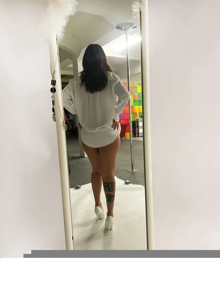 Reife Maria Relaxing Massagen — 3 / 4