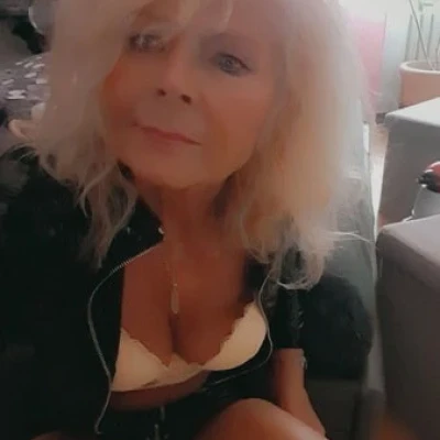 Deutsche Ella 59, Escort, Chemnitz