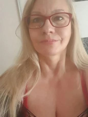 Michelle Dt Milf 55j Super Service — 4 / 11