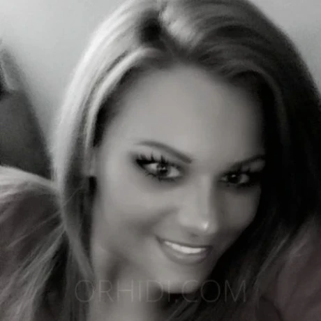 Eloise im Studio Royal — 3 / 6