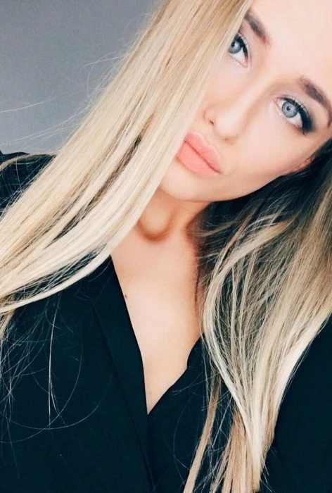 Mimi Sexy — 3 / 4