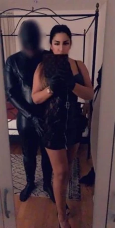 Mistress Jolie Fetisch Domina — 14 / 24