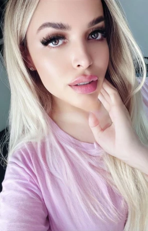 Karla Diaz — 2 / 12