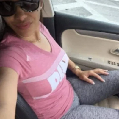 Razqeeberry, Escort, Wolverhampton