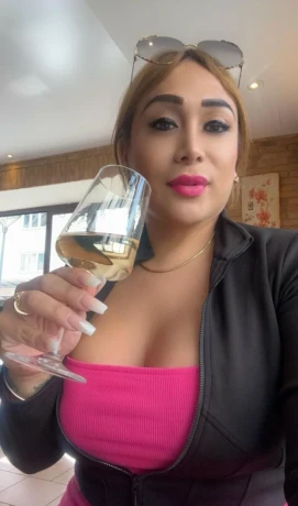 Tsalessandra — 17 / 18