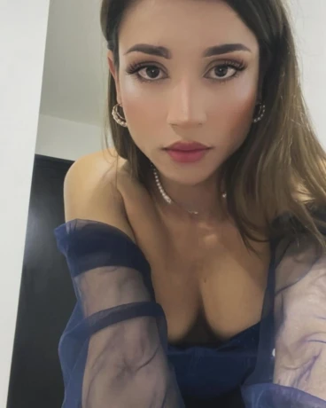 Andrea Rincon — 6 / 12