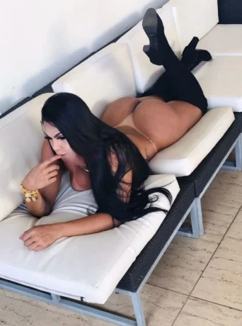 Bruna Campos — 4 / 12