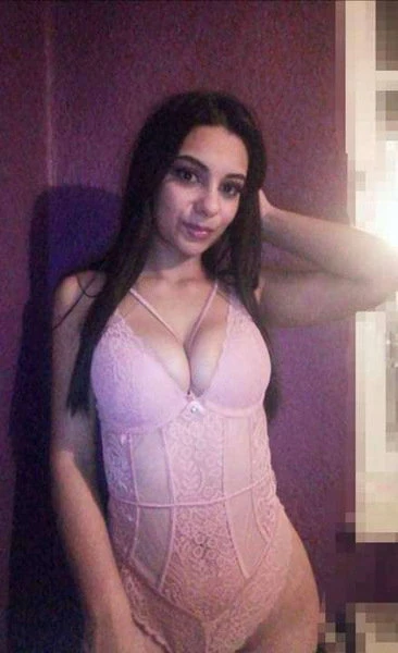 Vanessza1 — 2 / 5