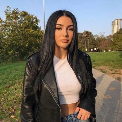 Nanette, Escort, Adana