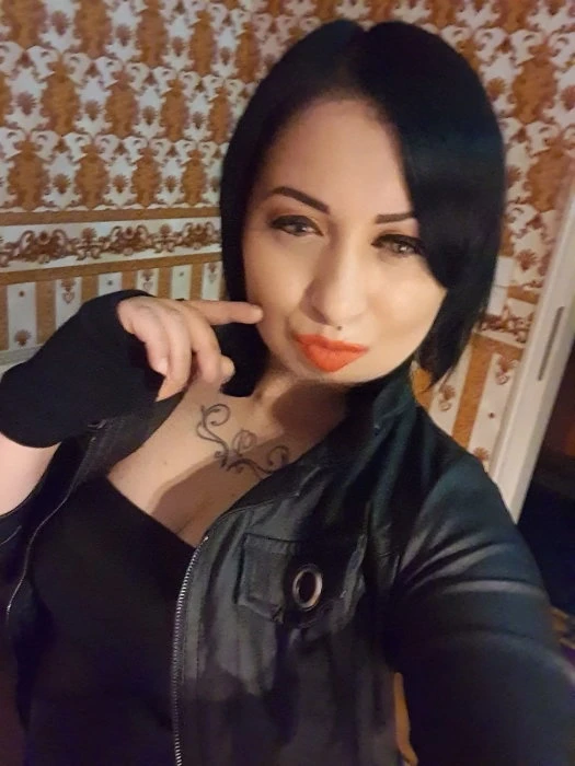 Angie, Escort, Augsburg
