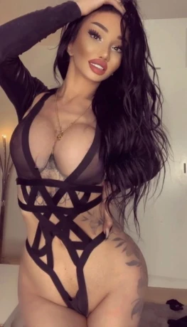 Samantha Krasniqi — 3 / 9