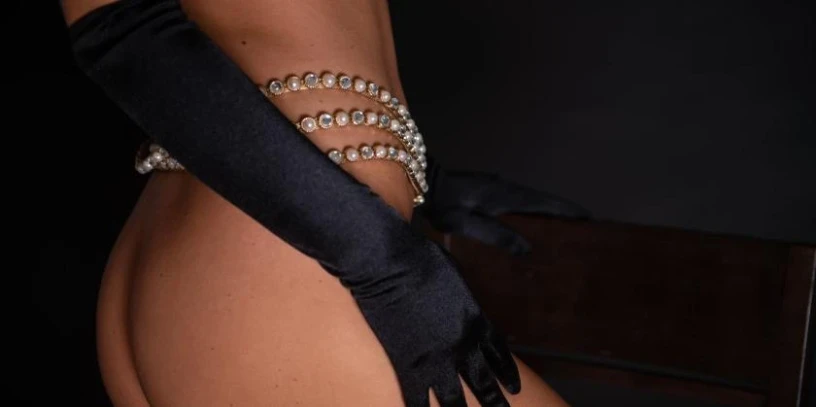 Huebsche Alice In Luzern — 2 / 5