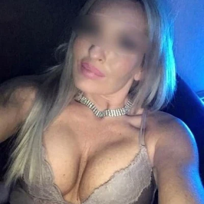 Vivien, Escort, Furth