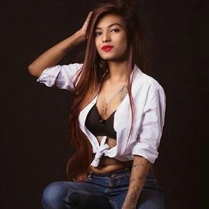 Priya — 2 / 4