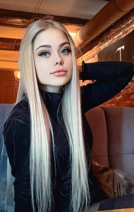 Jenia — 3 / 5