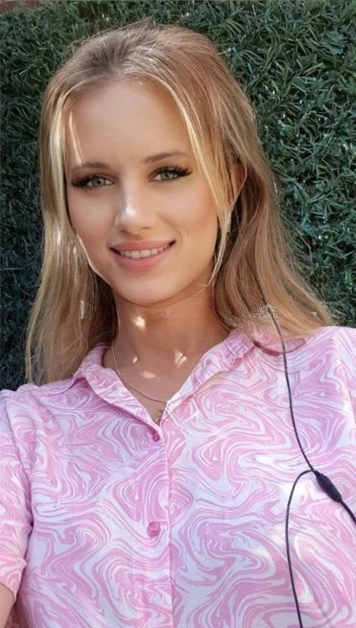 Ivanka — 5 / 8