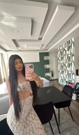 Jade Hot 100 Real — 3 / 7