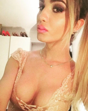 Trans Miss Natalie Ferraz — 2 / 5