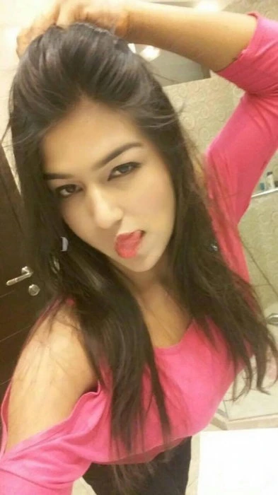 Mahnoor, Escort, Lahore