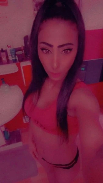 Izabel Neu — 3 / 5