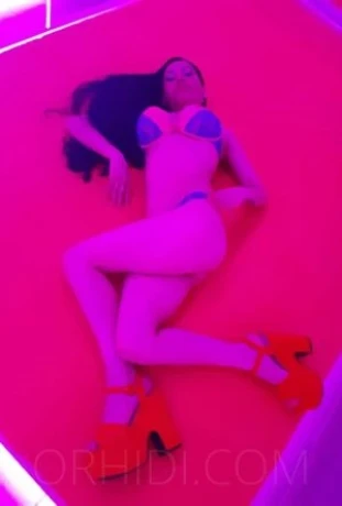Sara — 2 / 3