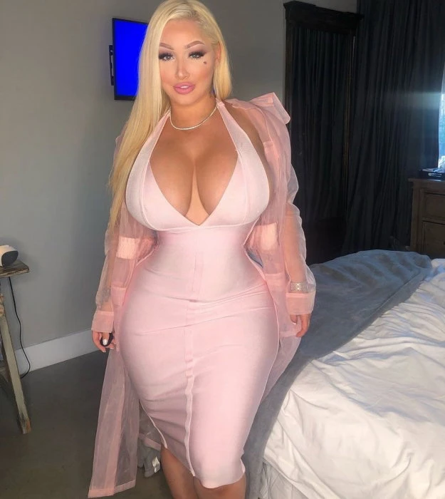 Linda, Escort, Kuwait