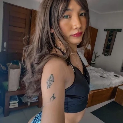 Helena Eva, Escort, Singapore