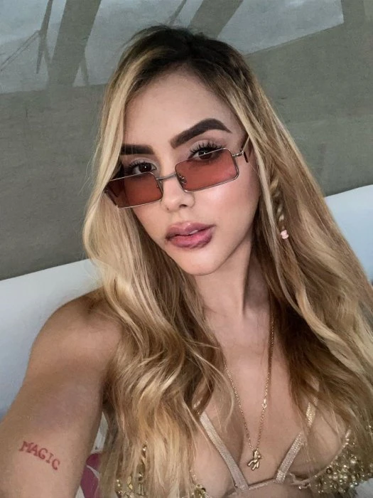 Belinda — 3 / 5