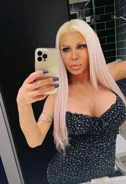 Shirin 1, Escort, Stuttgart
