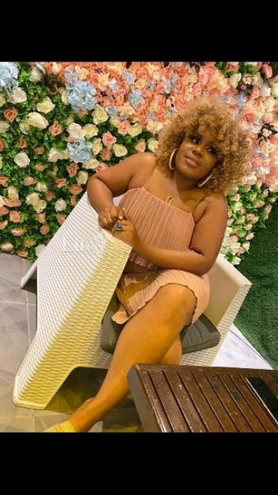Tessy, Escort, Accra
