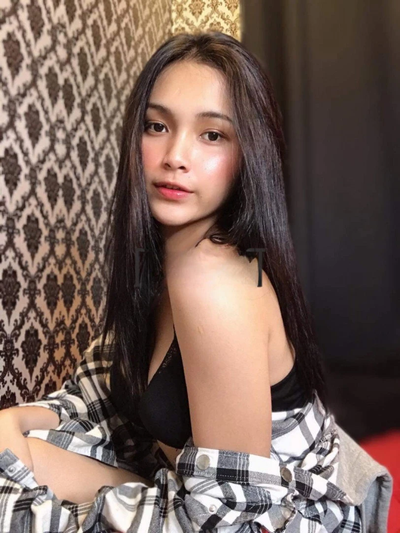 Ximena Fox, Escort, Singapore