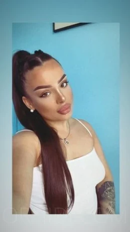 Emma - Party 24/7 — 6 / 9