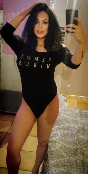 Aline, Escort, Barcelona