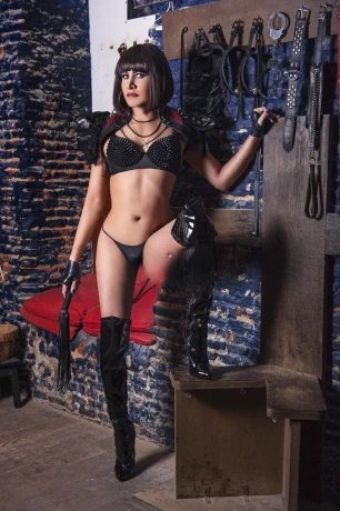 Tifanny Mendoza — 7 / 12