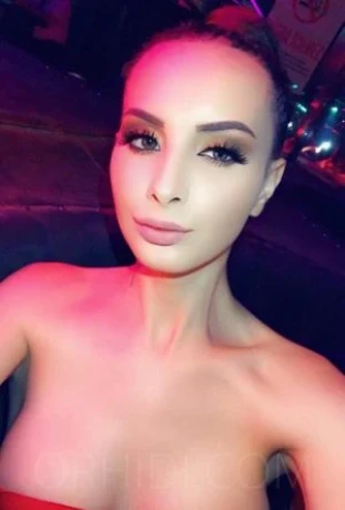 melinai Barbie girl — 2 / 8