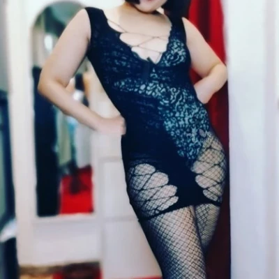 Kimi Dolly, Escort, Barcelona